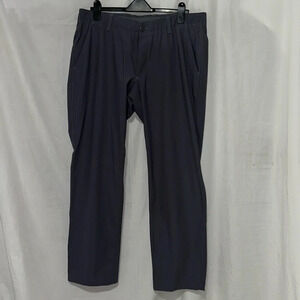 gray Under Armour pants size 38 waist 30" inseam